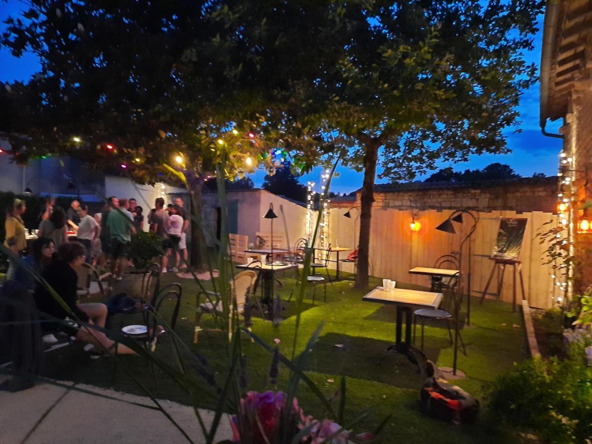 L'Auberge Des Artistes Nieul-sur-l'Autise 外观 照片
